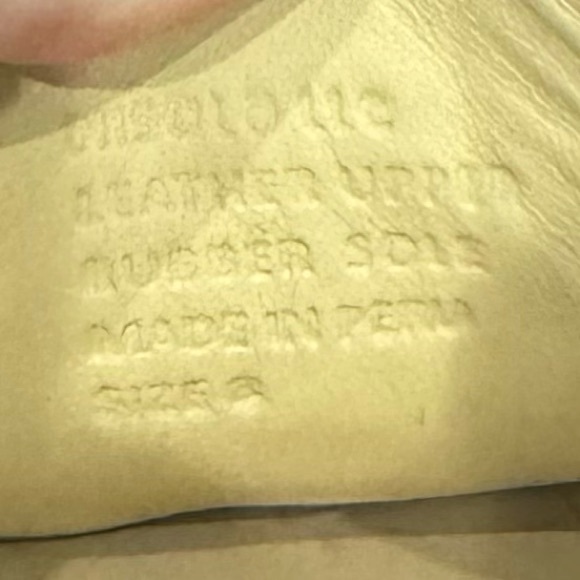 Nisolo Women's Huarache Sandal. Women’s size 8. Almond color - Picture 3 of 3